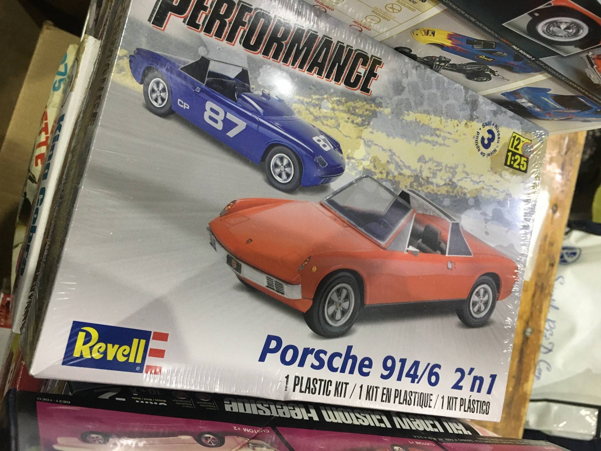 Revell Porsche 914/6 2'n1 Model Kit