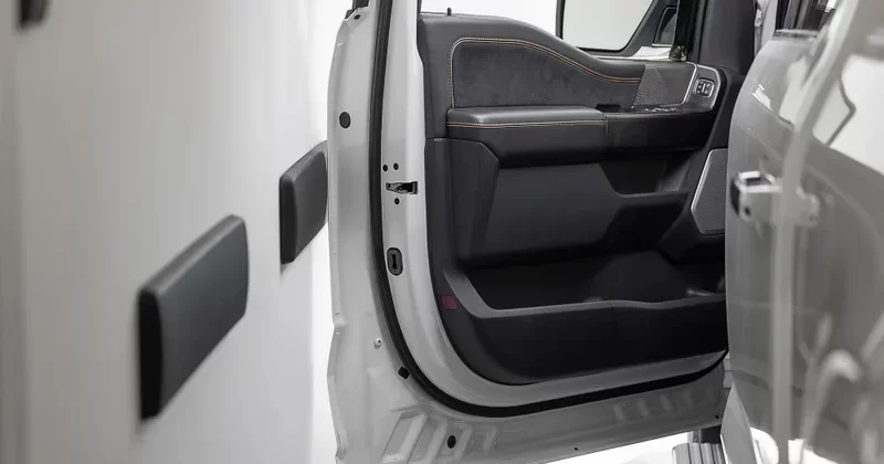 WeatherTech Wall Protector