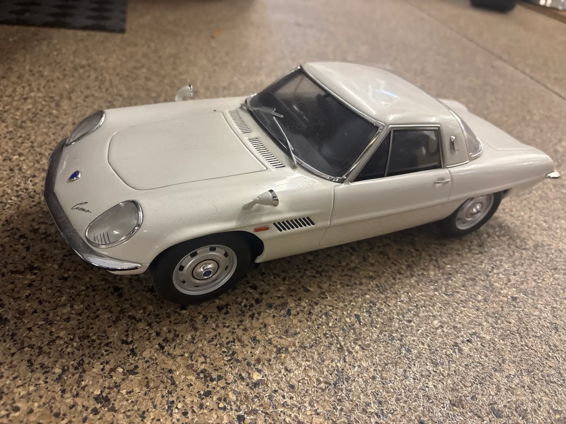 Automobilia Vintage – Automobilia and Models and Prints, Oh My!