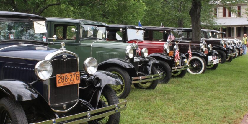 Sully Antique Car Show