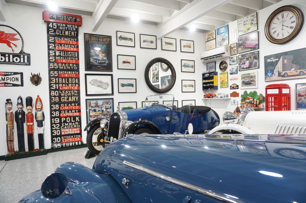 Kruse Auctions Ron Sutton Memorabilia Collection
